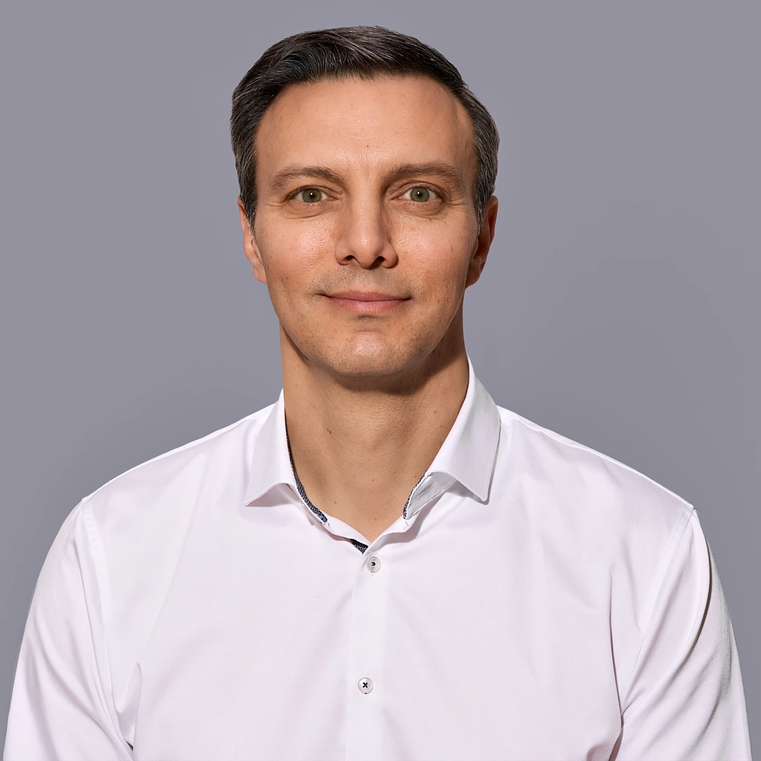 Dr. med. Elias Lemonas, Wirbelsäulen- und Neurochirurgie, RKM 740 Facharztklinik Düsseldorf